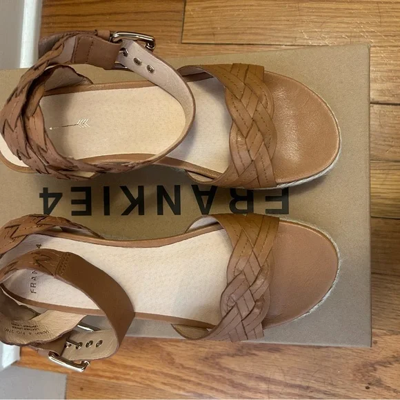 Frankie 4 Upton Sandals - Picture 5 of 5